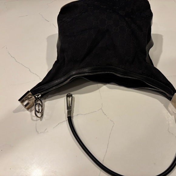 Vintage Authentic Gucci GG monogram canvas black leather shoulder bag/Tom Ford🌟 - Picture 4 of 16